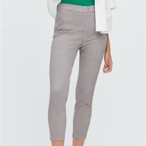 Uniqlo Jeggings. Gray and white check.